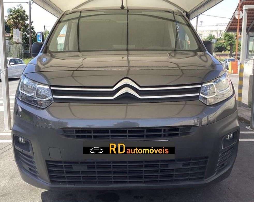citroen-berlingo-2021-diesel-1499cc