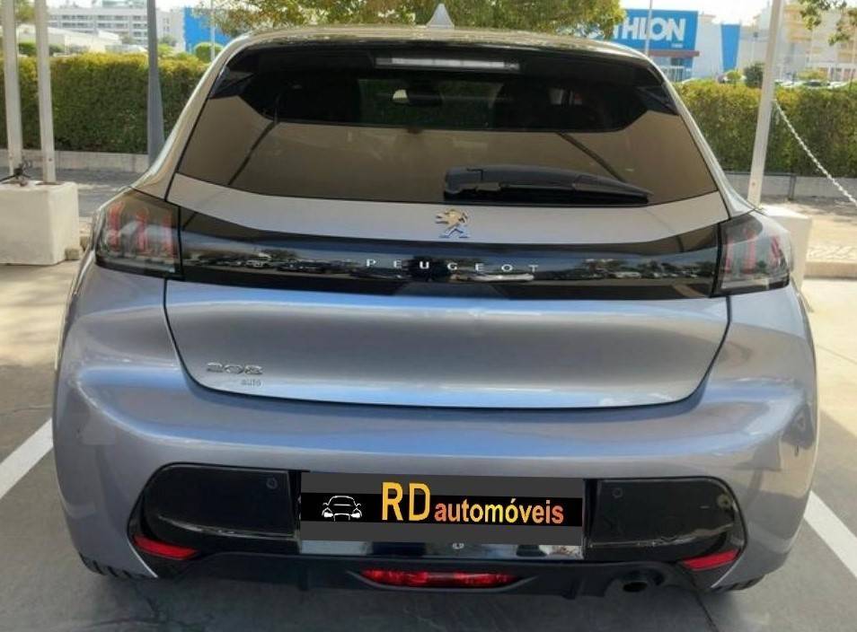 peugeot-208-2023-gasolina-1199cc