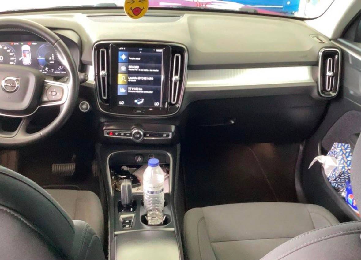 volvo-xc40-2021-hibrido-a-gasolina-1477cc