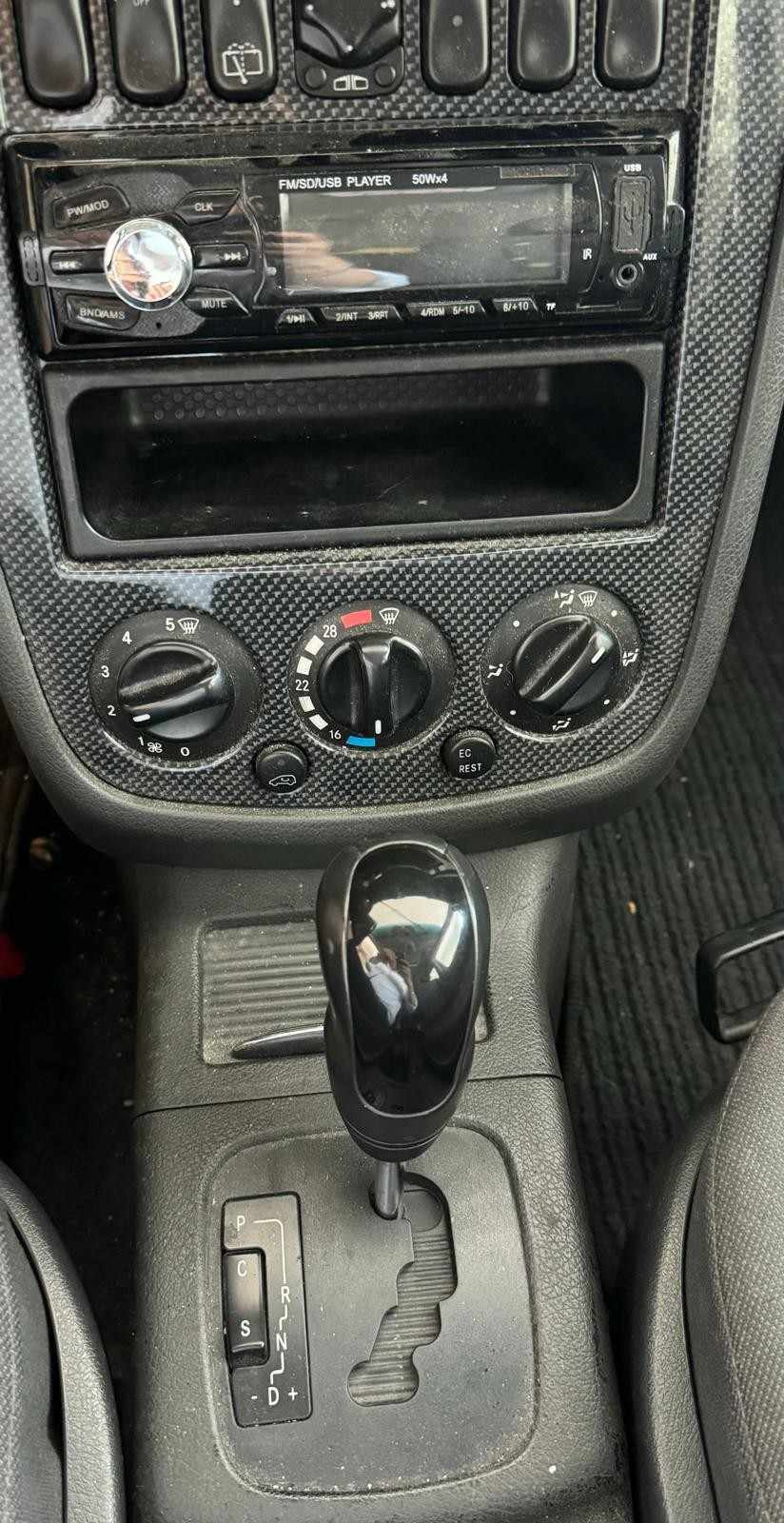 mercedes-benz-vaneo-2002-diesel-1689cc