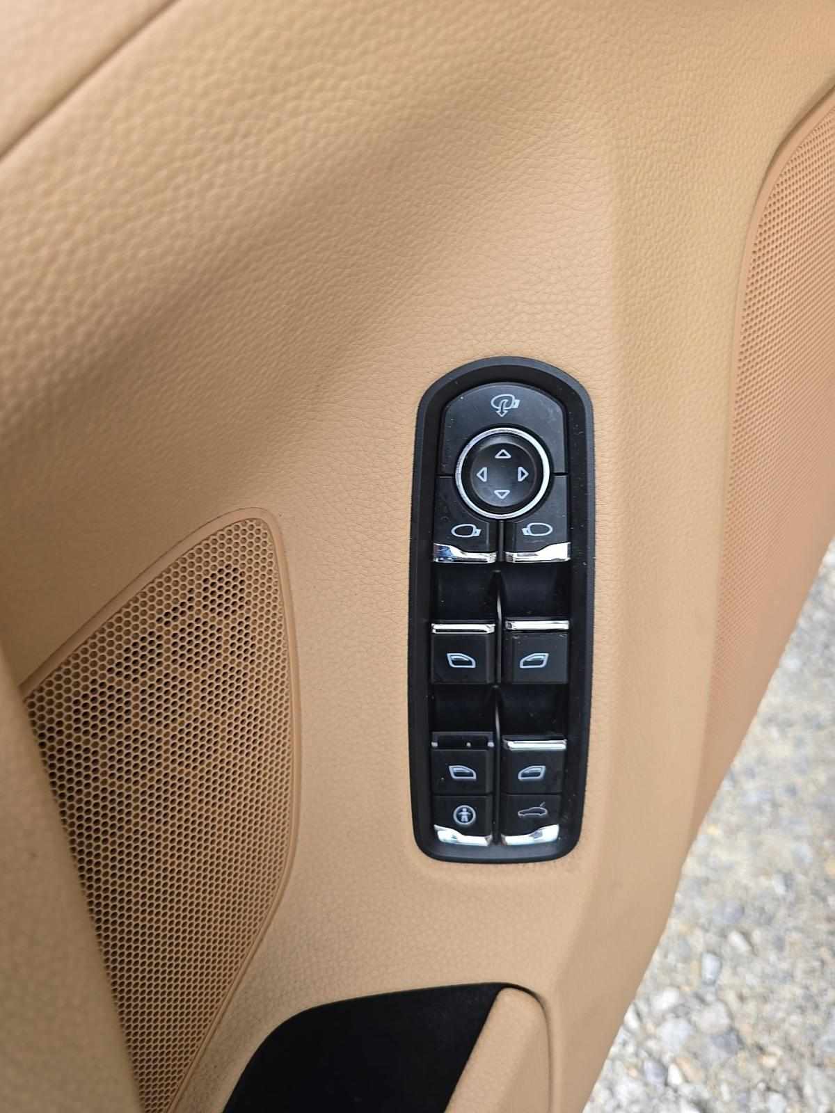 porsche-panamera-sport-turismo-2012-diesel-2967cc