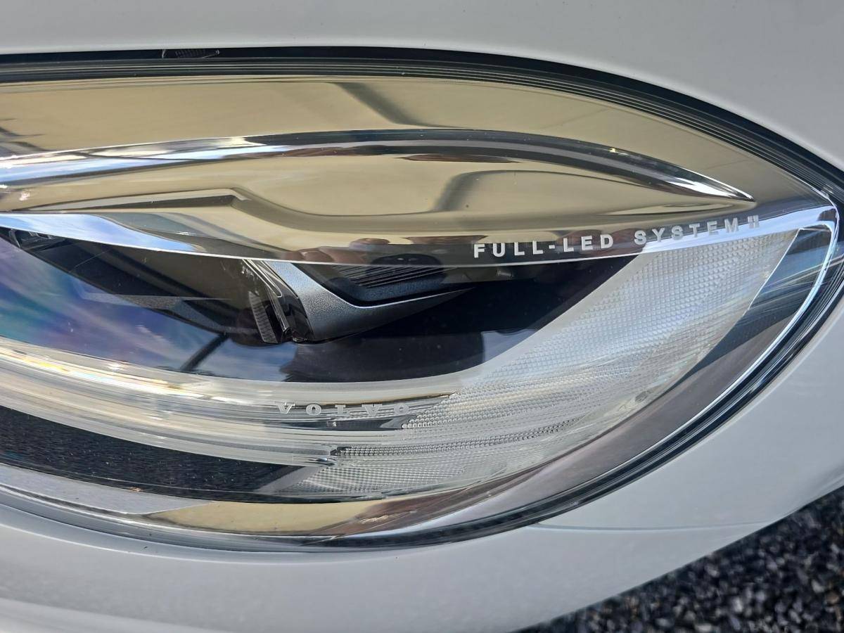 volvo-v40-2019-diesel-1969cc