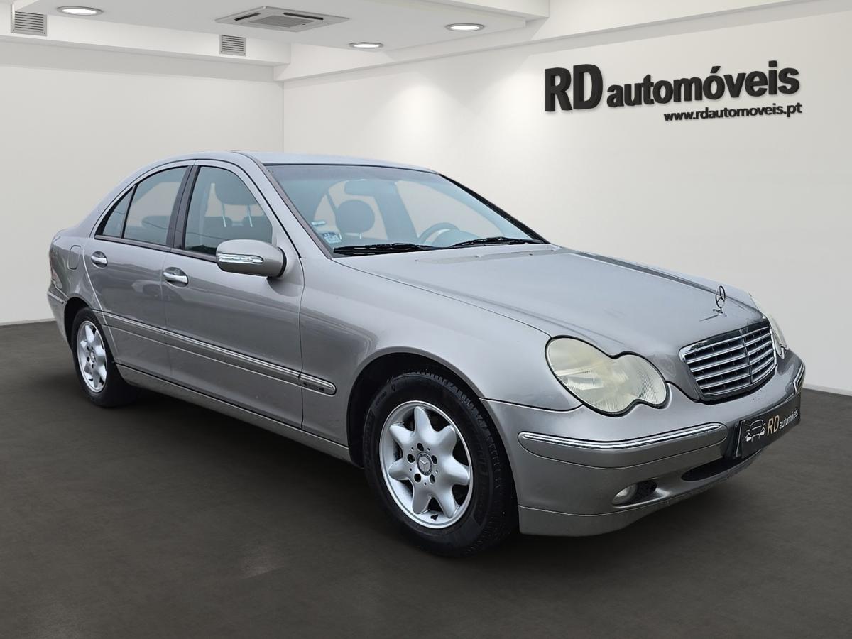 mercedes-benz-classe-c-2003-diesel-2148cc
