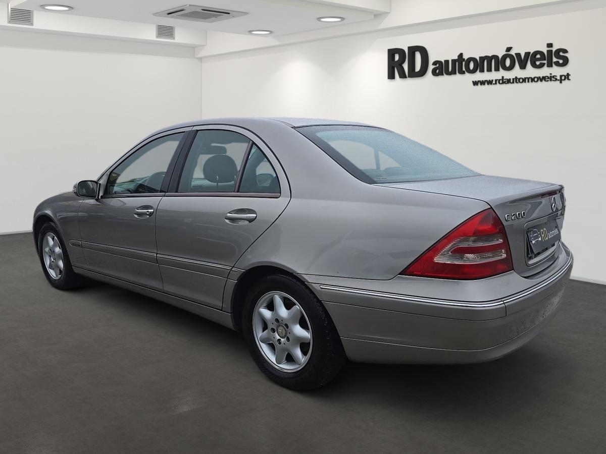 mercedes-benz-classe-c-2003-diesel-2148cc