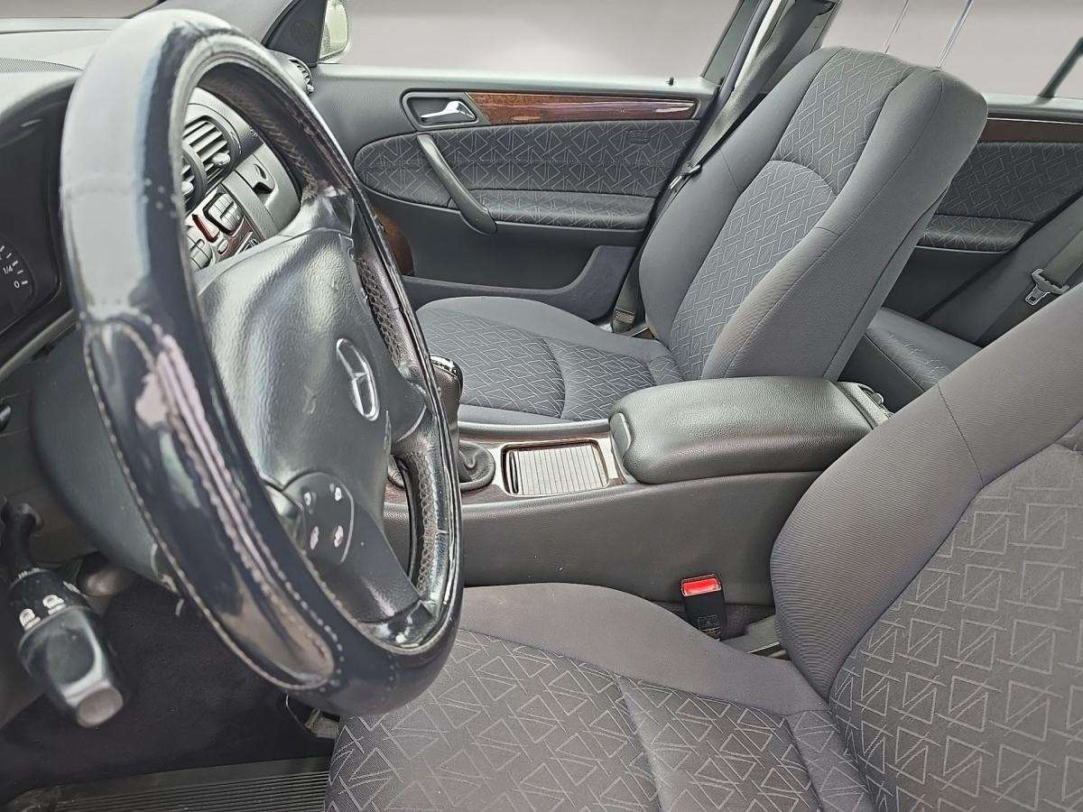 mercedes-benz-classe-c-2003-diesel-2148cc
