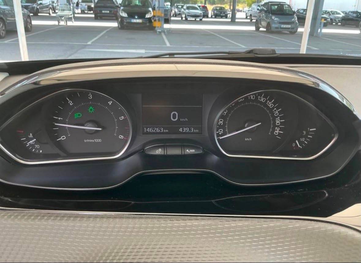 peugeot-2008-2016-diesel-1560cc