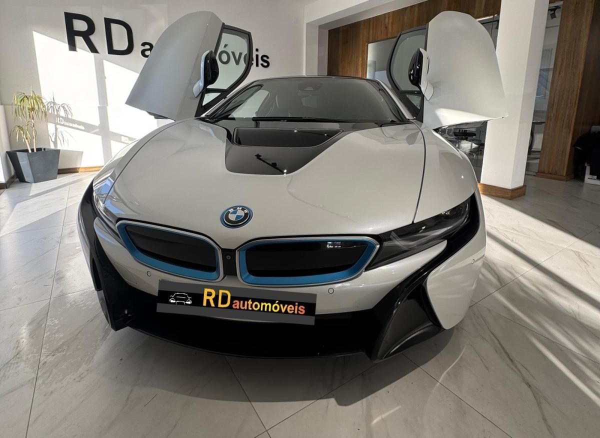 bmw-i8-2016-hibrido-a-gasolina-1499cc