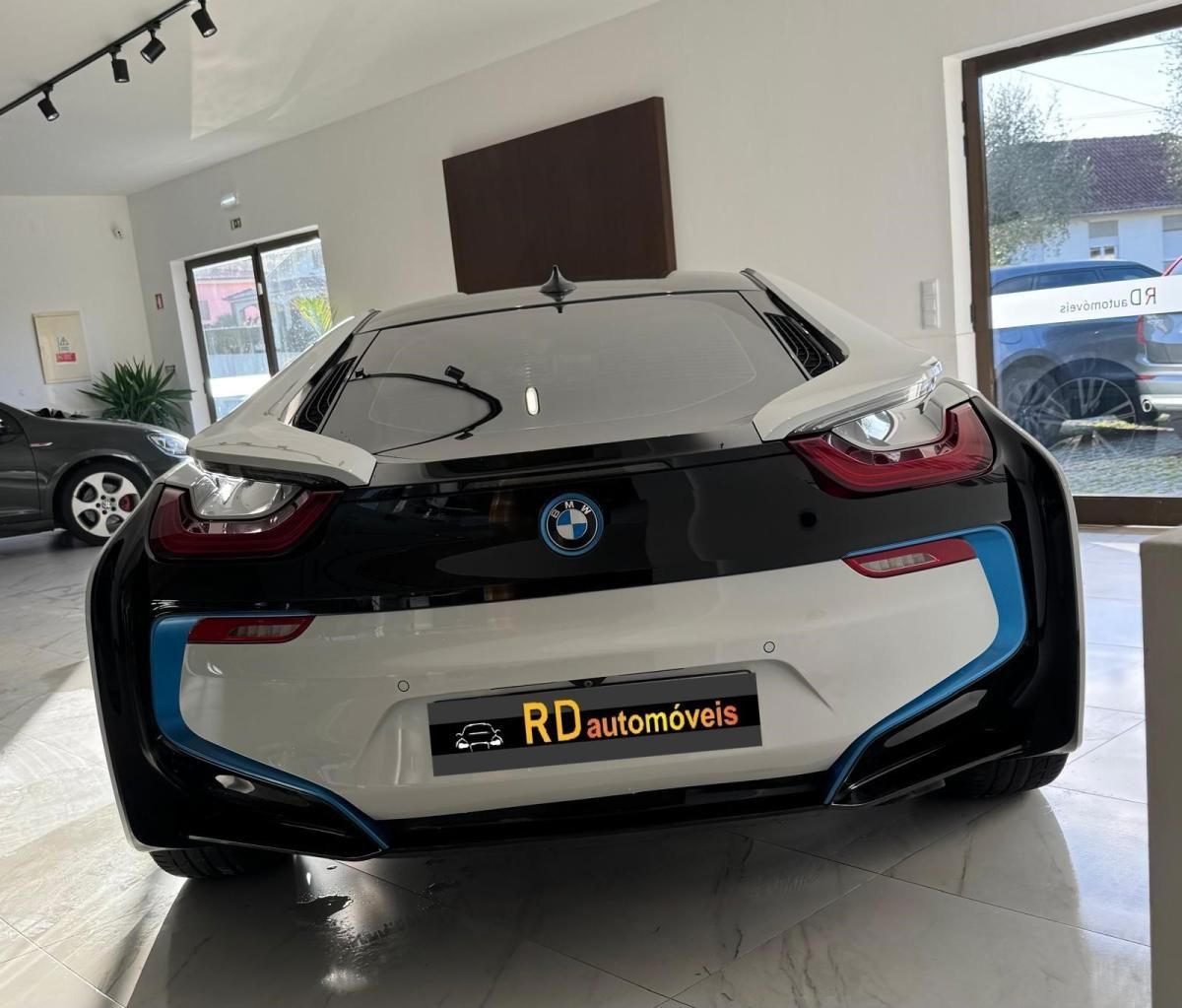 bmw-i8-2016-hibrido-a-gasolina-1499cc