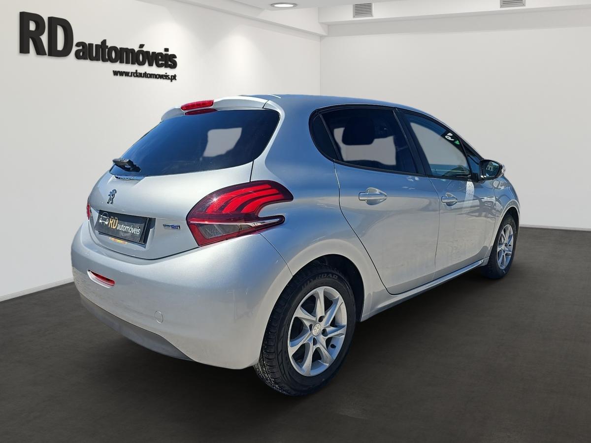 peugeot-208-2016-diesel-1560cc