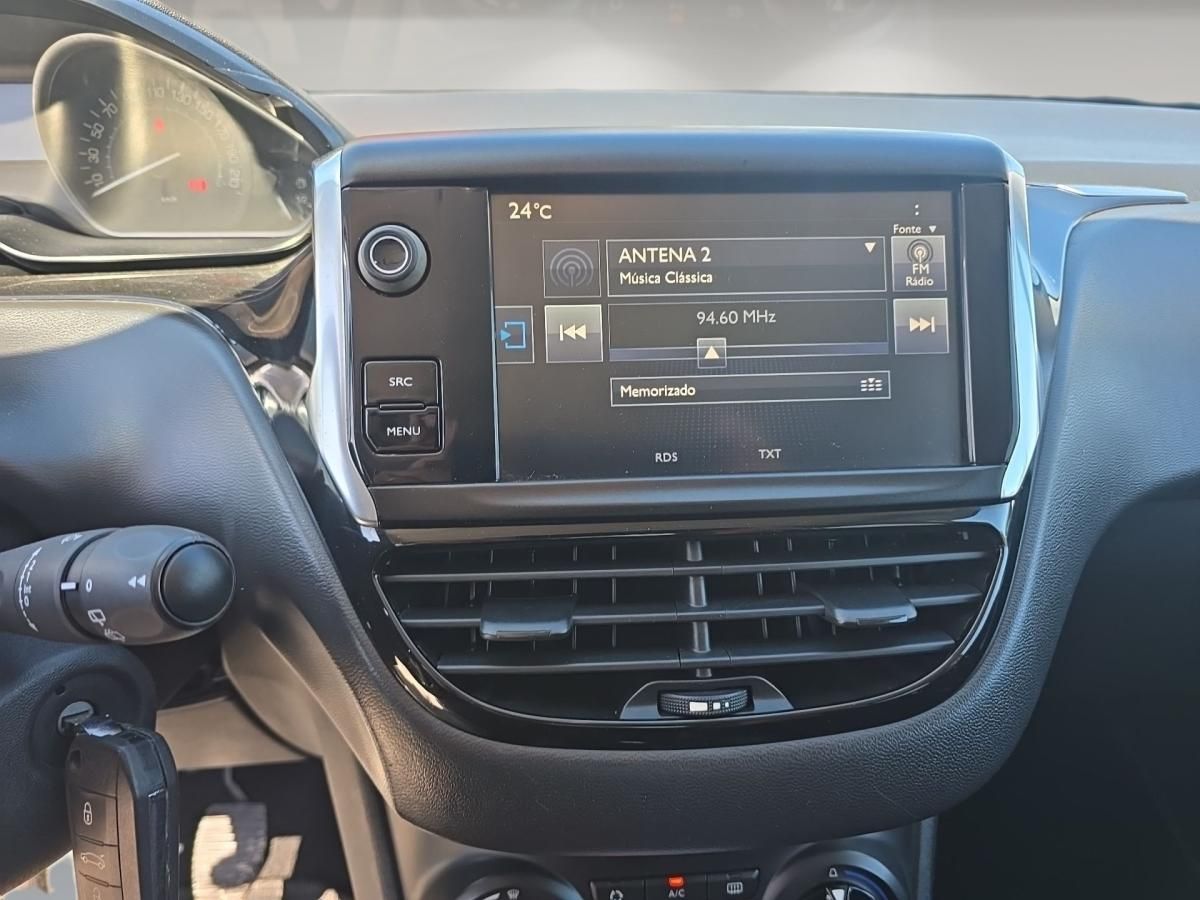 peugeot-208-2016-diesel-1560cc