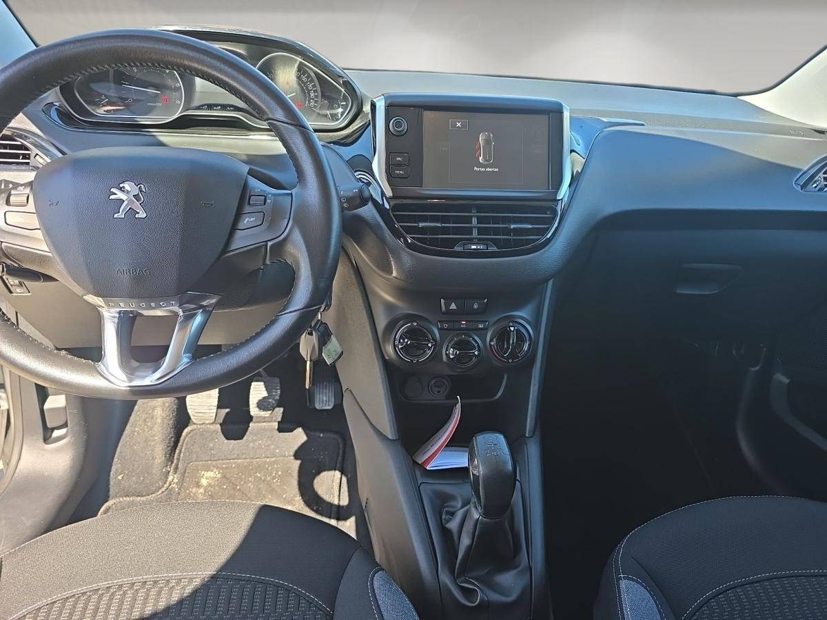 peugeot-208-2016-diesel-1560cc