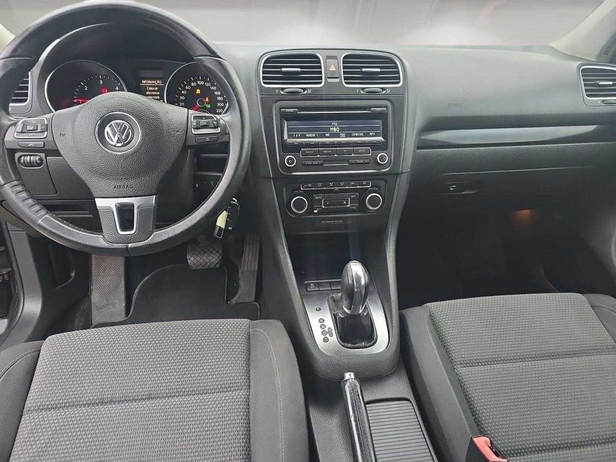 volkswagen-golf-2012-diesel-1598cc