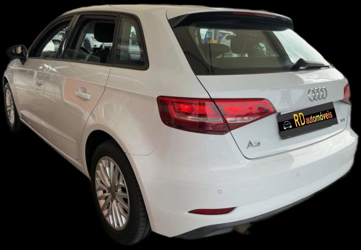 audi-a3-sportback-2017-diesel-1598cc
