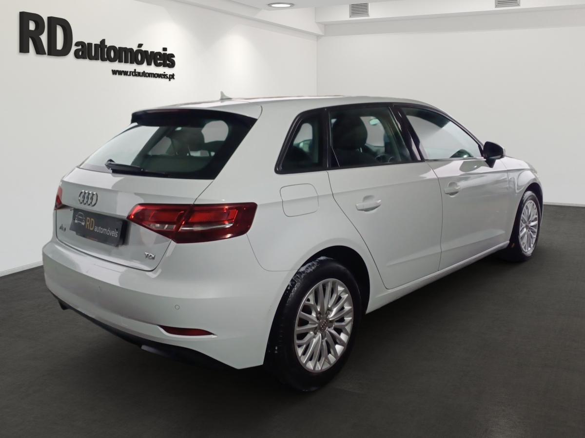 audi-a3-sportback-2017-diesel-1598cc
