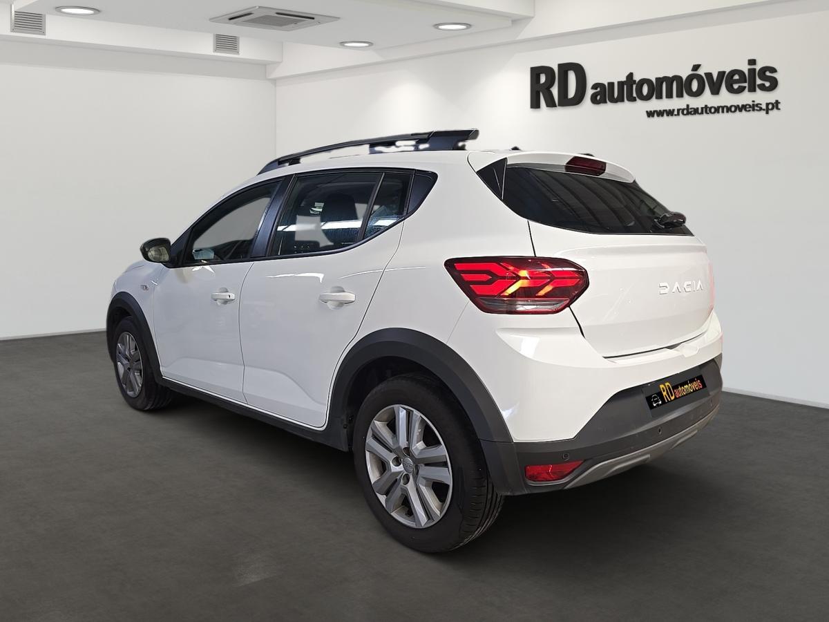 dacia-sandero-2023-gpl-999cc