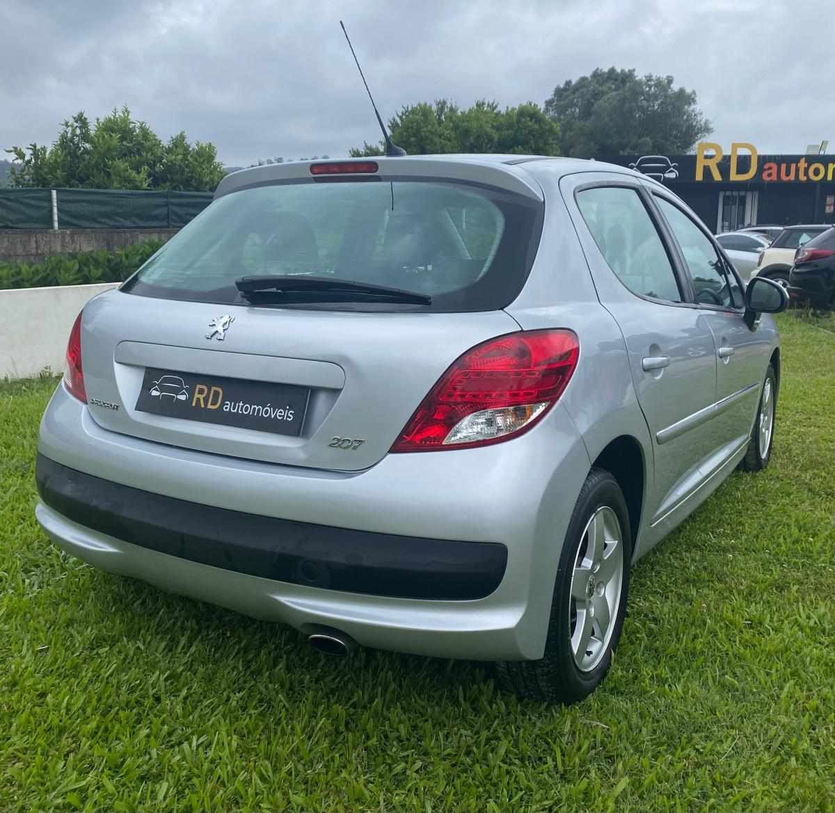 peugeot-207-2010-gasolina-1397cc