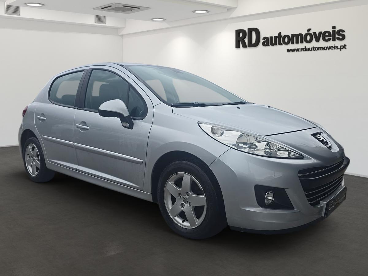 peugeot-207-2010-gasolina-1397cc