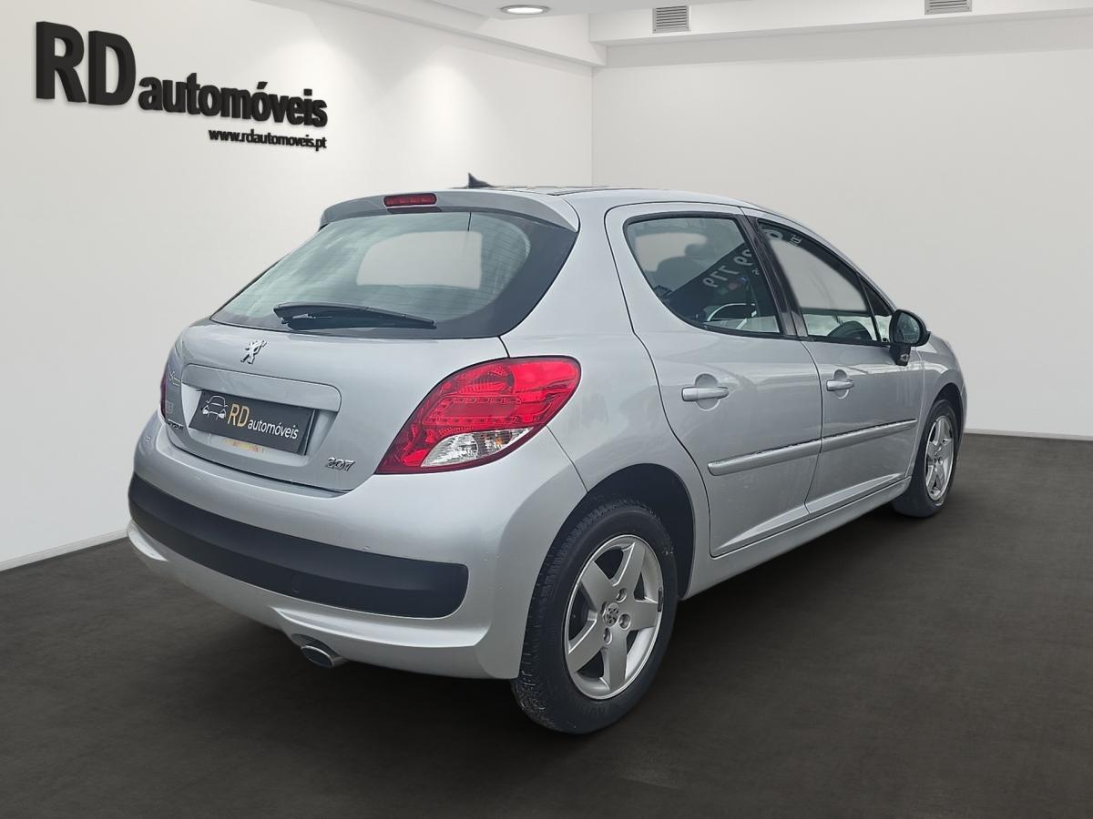 peugeot-207-2010-gasolina-1397cc