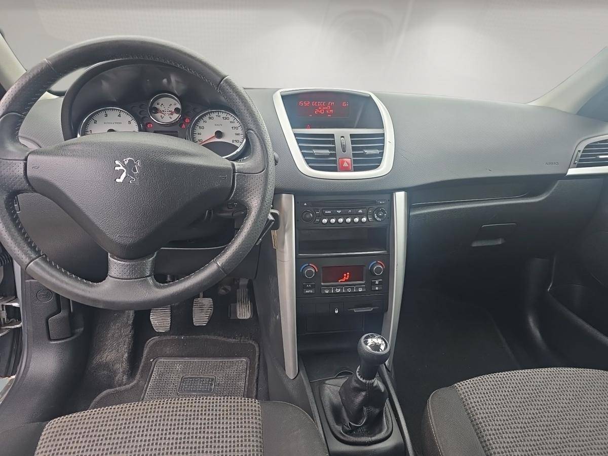 peugeot-207-2010-gasolina-1397cc