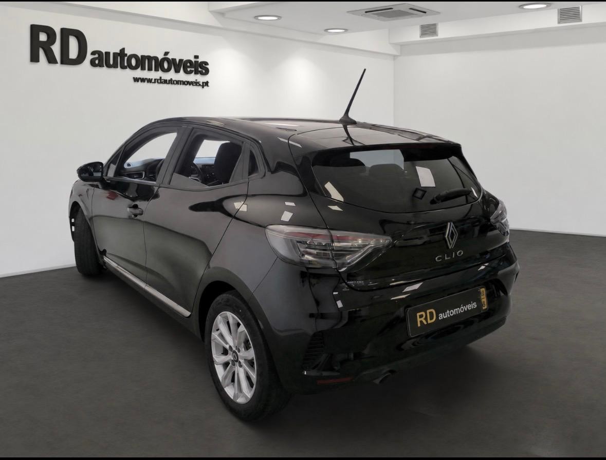 renault-clio-2024-gpl-999cc