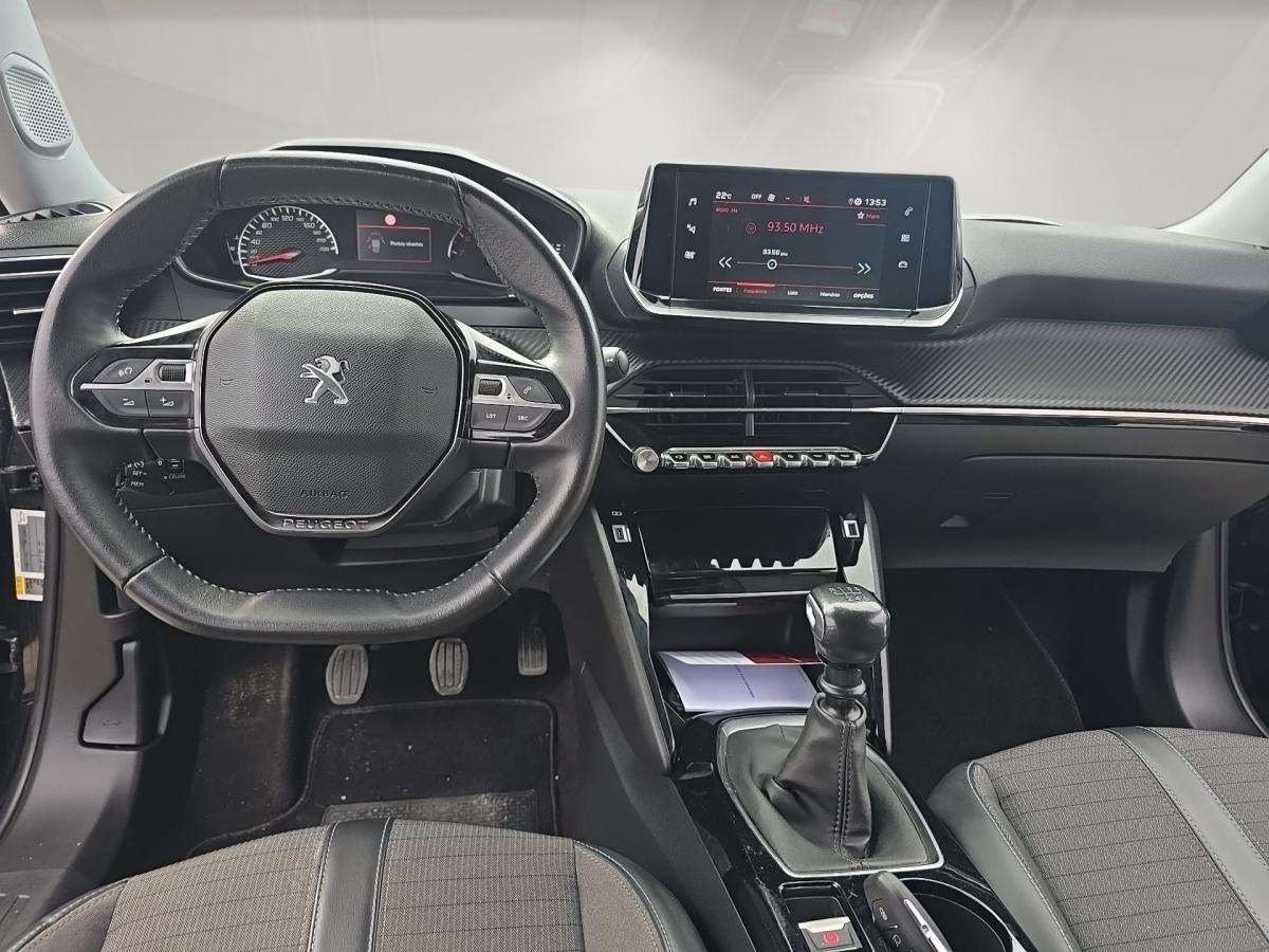 peugeot-2008-2022-diesel-1499cc