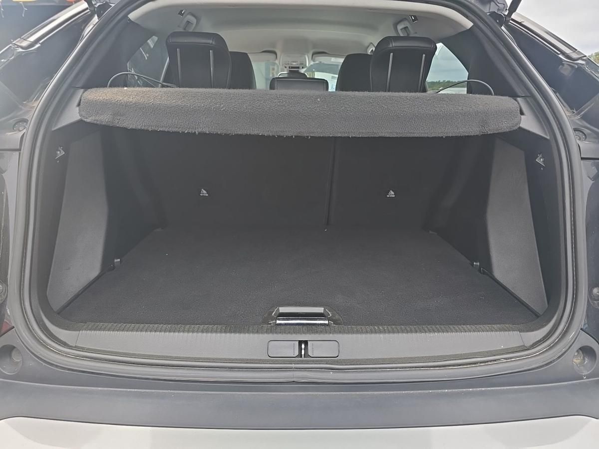 peugeot-2008-2022-diesel-1499cc
