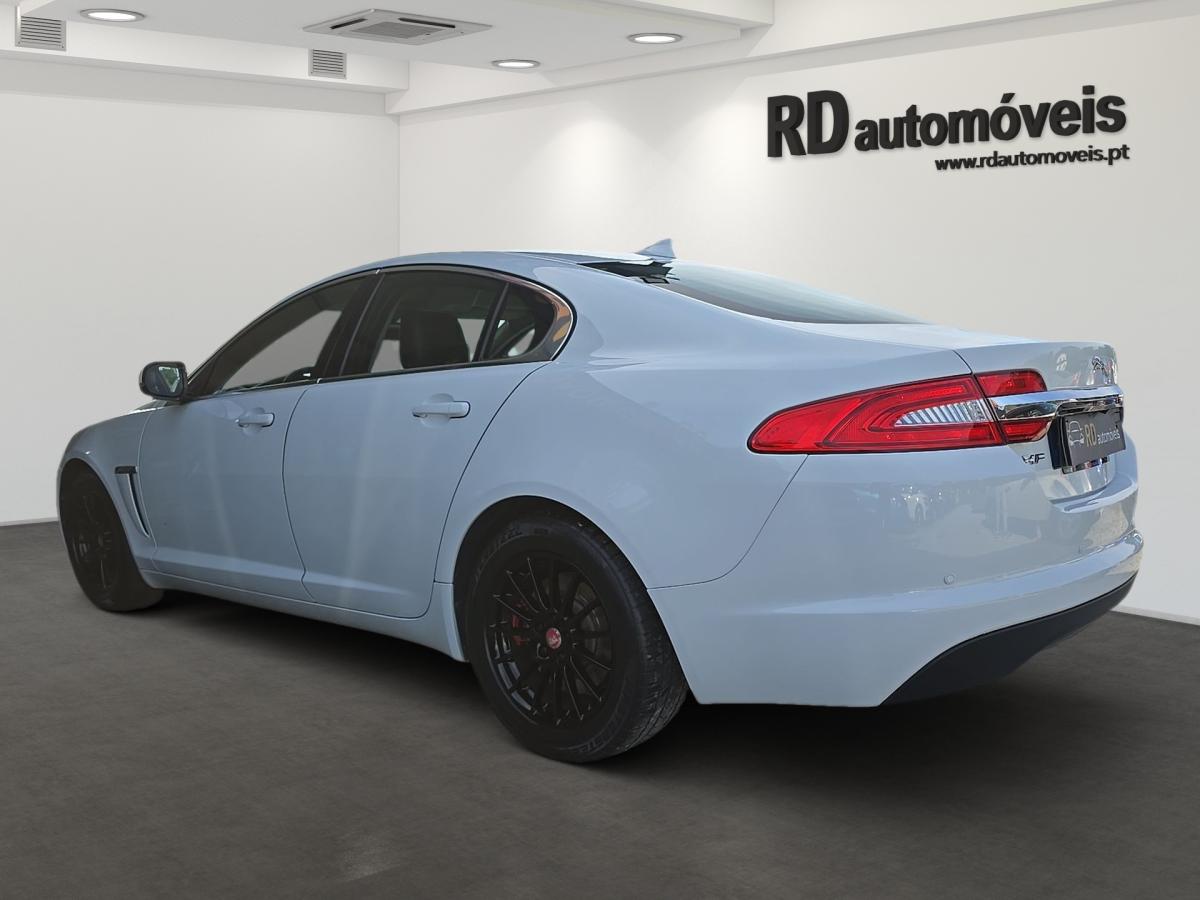 jaguar-xf-2014-diesel-2179cc