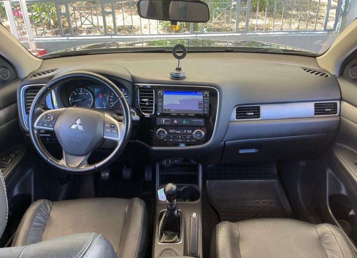 mitsubishi-outlander-2015-diesel-2268cc