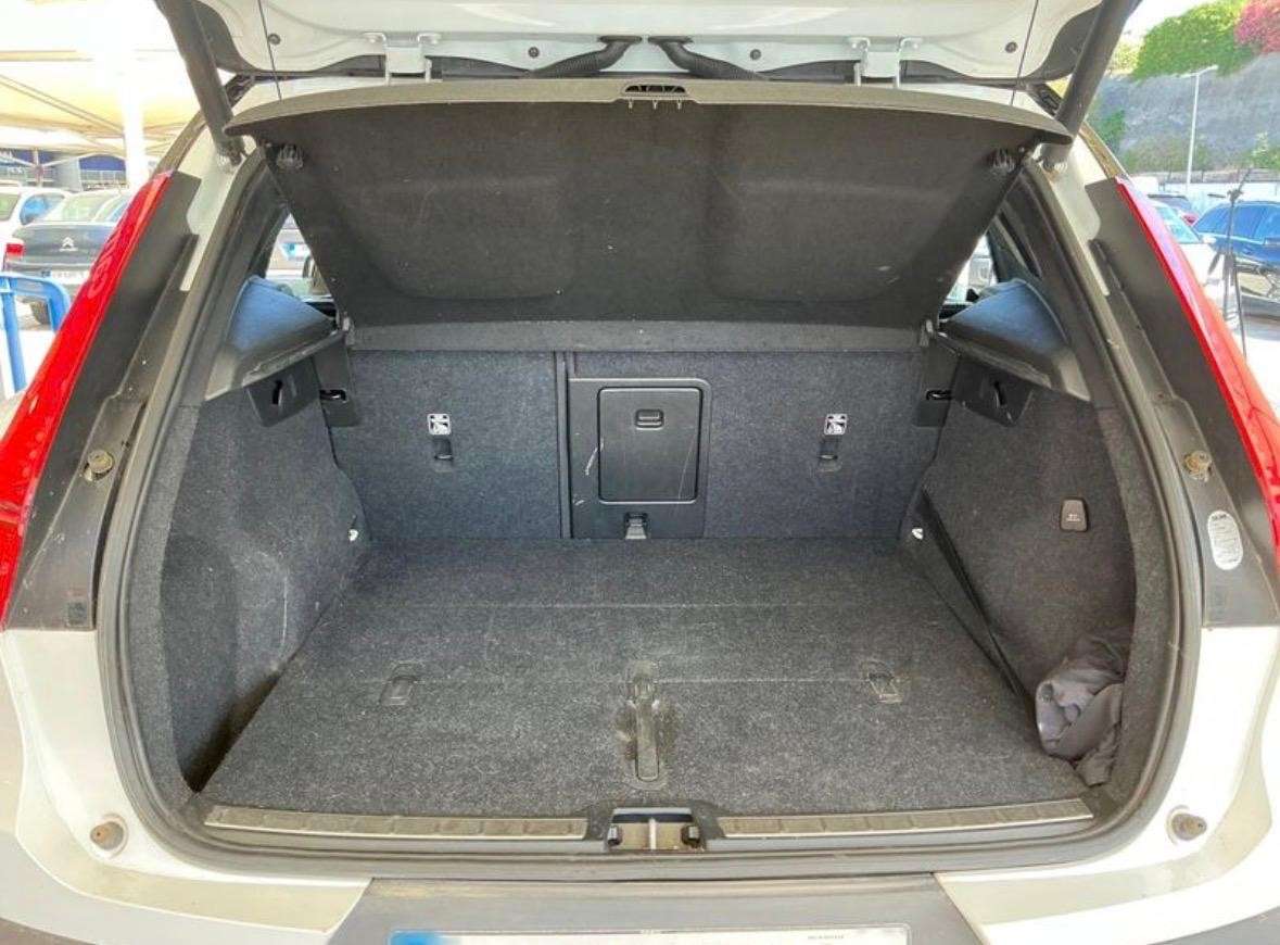 volvo-xc40-2018-gasolina-1477cc