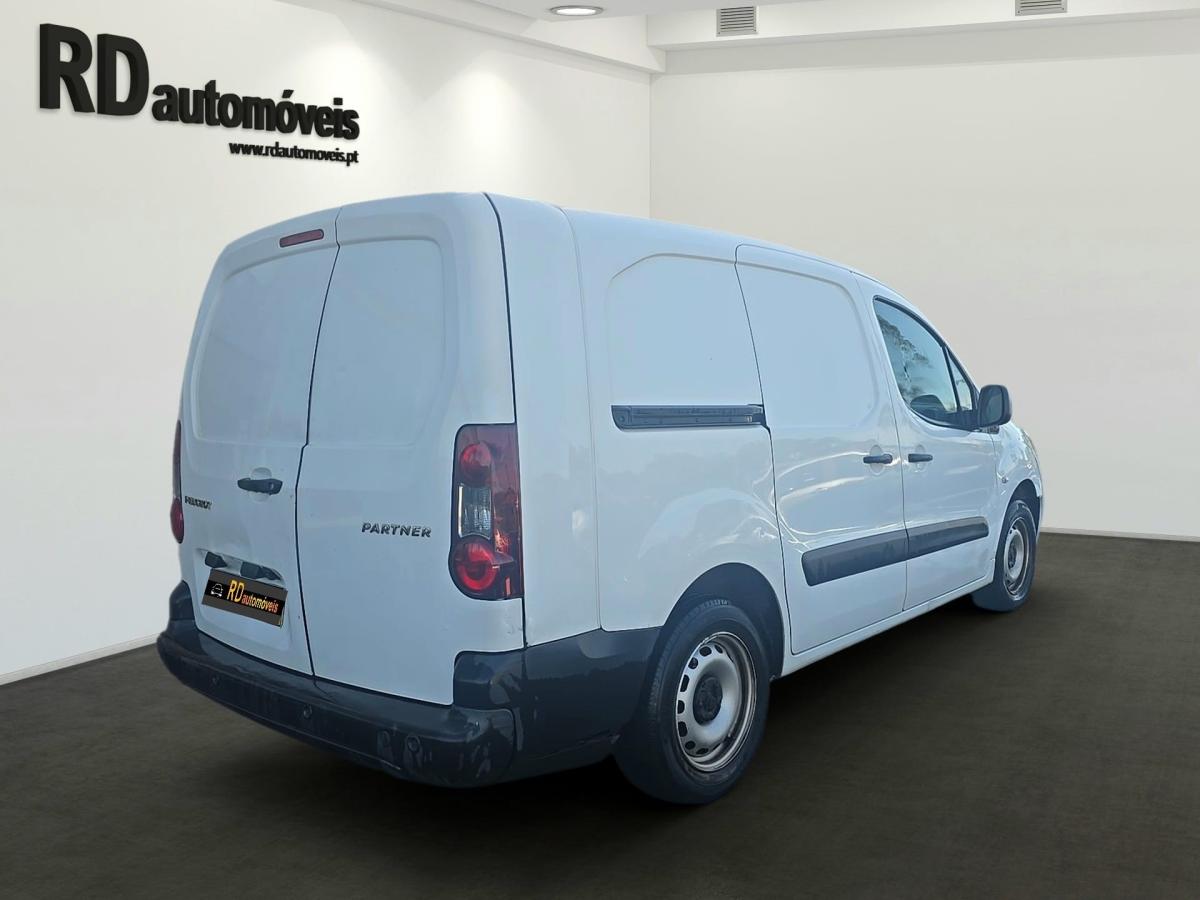 peugeot-partner-2018-diesel-1560cc