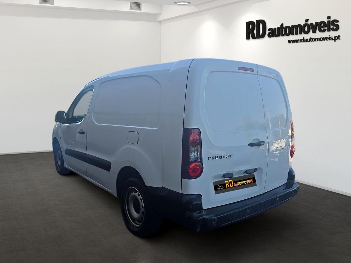 peugeot-partner-2018-diesel-1560cc