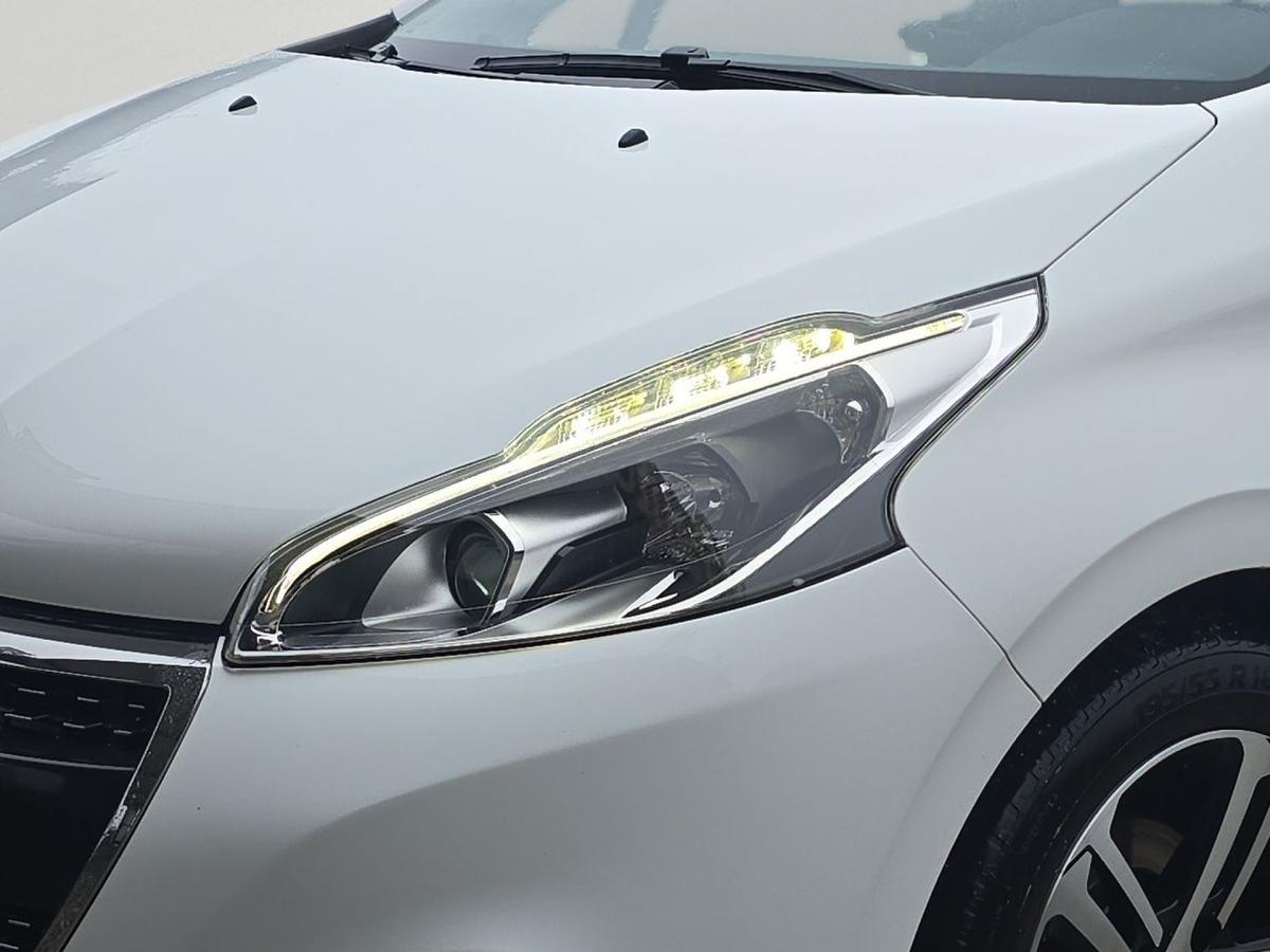 peugeot-208-2016-diesel-1560cc