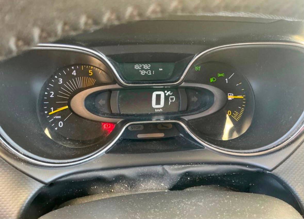 renault-captur-2013-diesel-1461cc
