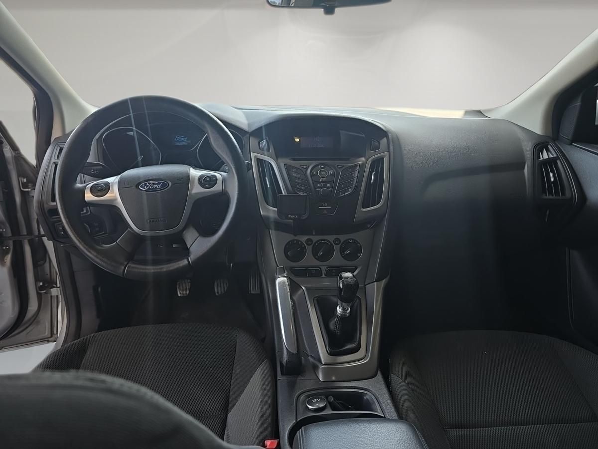 ford-focus-sw-2011-diesel-1560cc