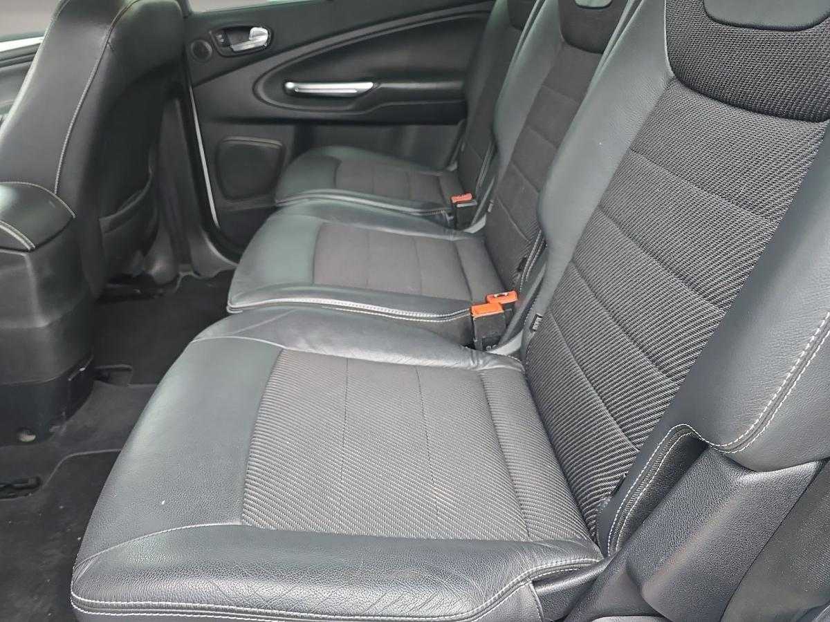 ford-s-max-2011-diesel-1997cc