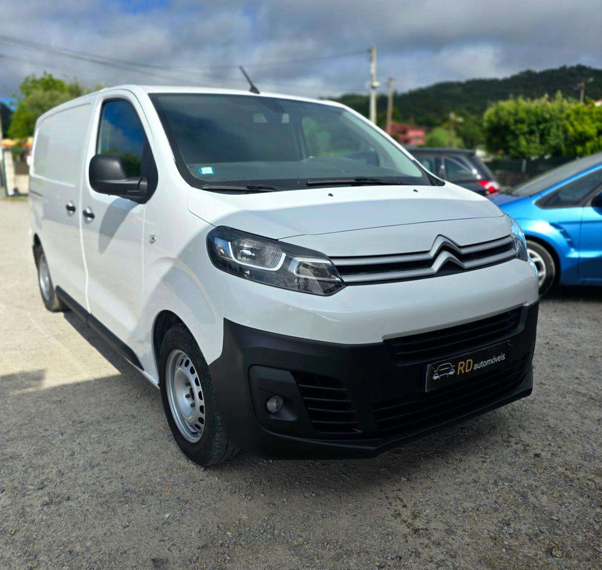 citroen-jumpy-2019-diesel-1499cc