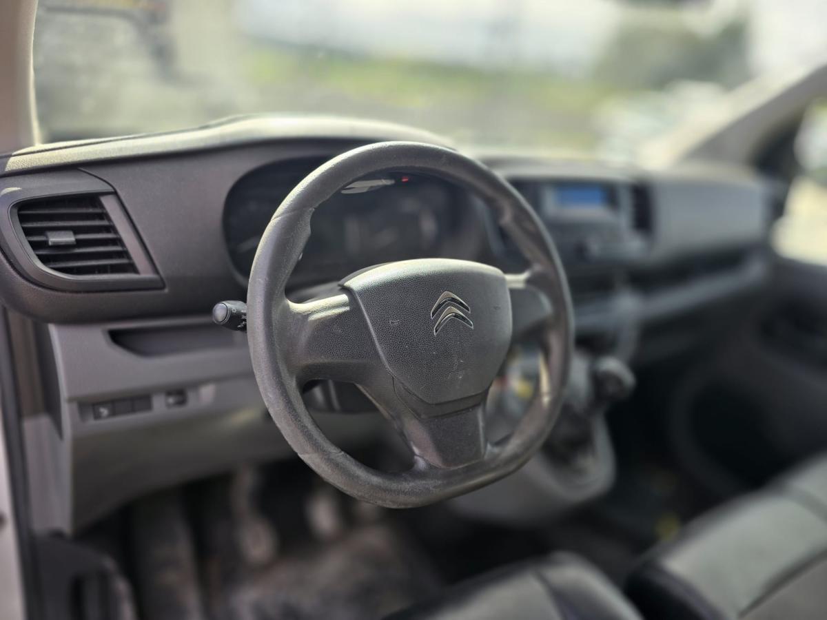citroen-jumpy-2019-diesel-1499cc