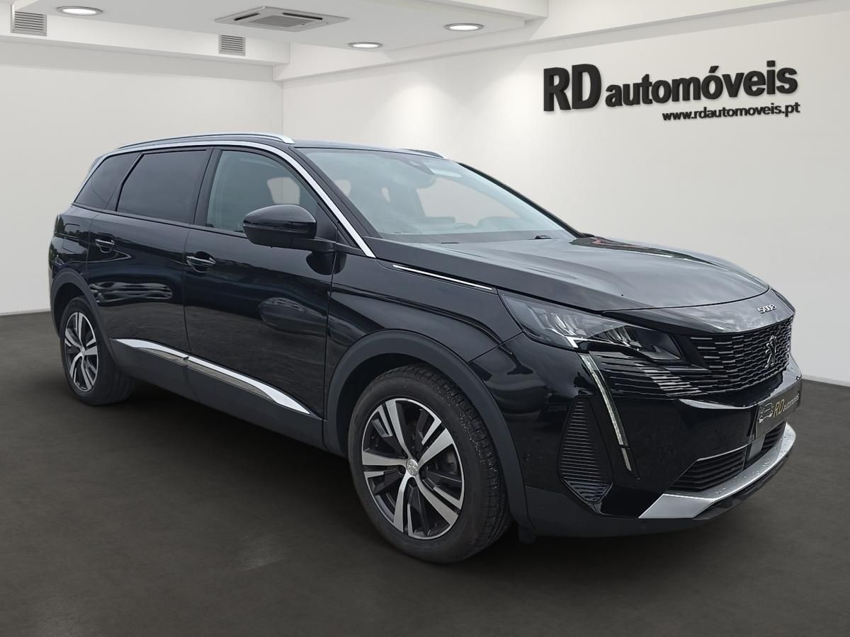 peugeot-5008-2022-diesel-1499cc