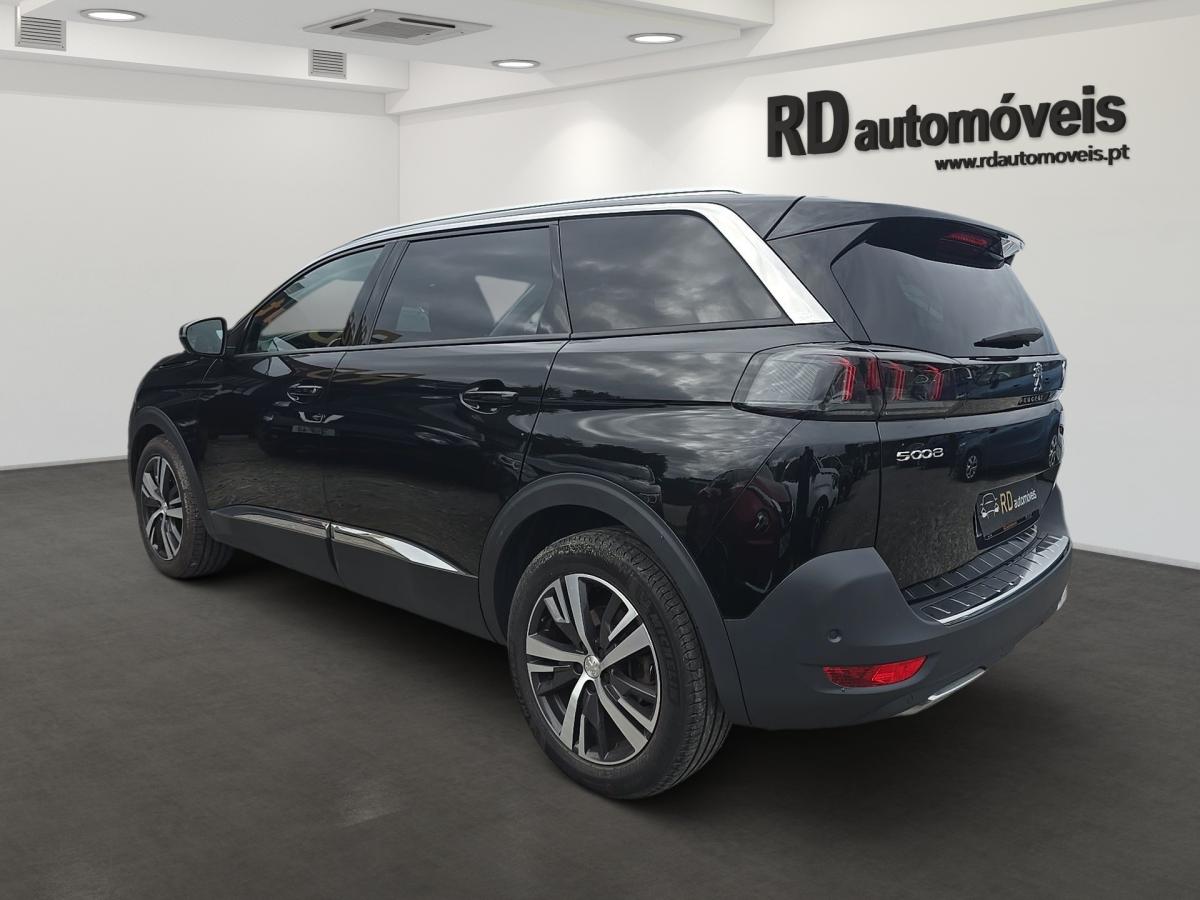 peugeot-5008-2022-diesel-1499cc