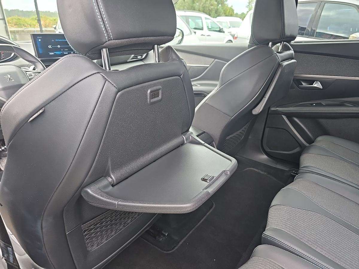 peugeot-5008-2022-diesel-1499cc
