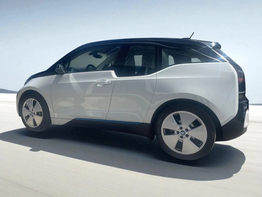 bmw-i3-2022-eletrico-0cc
