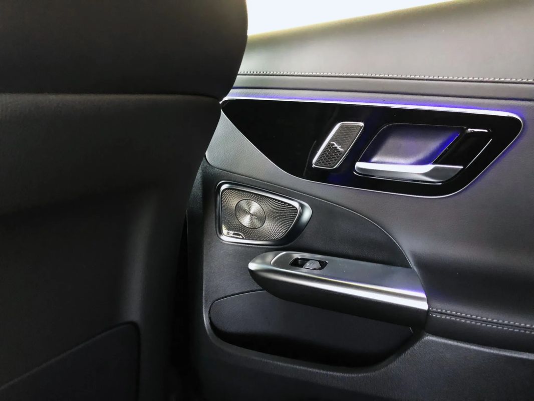 mercedes-benz-classe-c-2023-hibrido-a-gasolina-1993cc