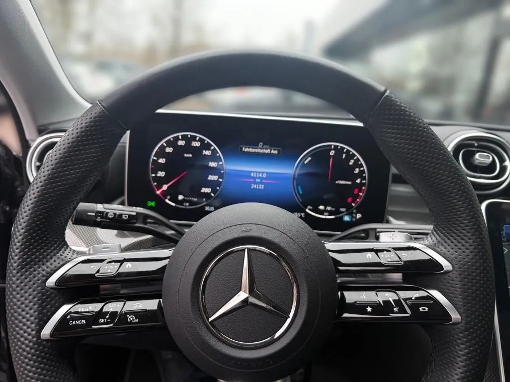 mercedes-benz-classe-c-2024-hibrido-a-gasolina-1993cc