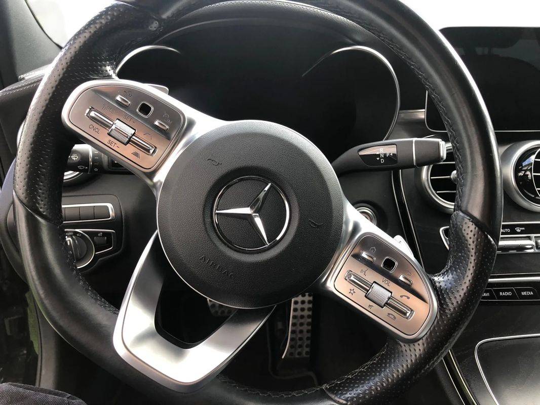 mercedes-benz-classe-c-2023-hibrido-a-gasolina-1999cc