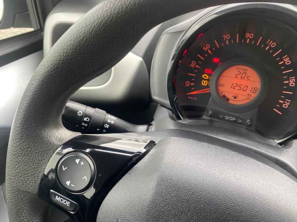 peugeot-108-2016-gasolina-998cc