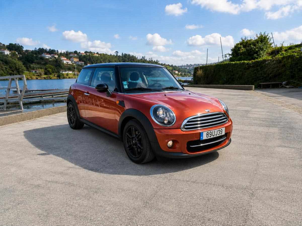 mini-hatch-d-2-0-2011-diesel-1598cc