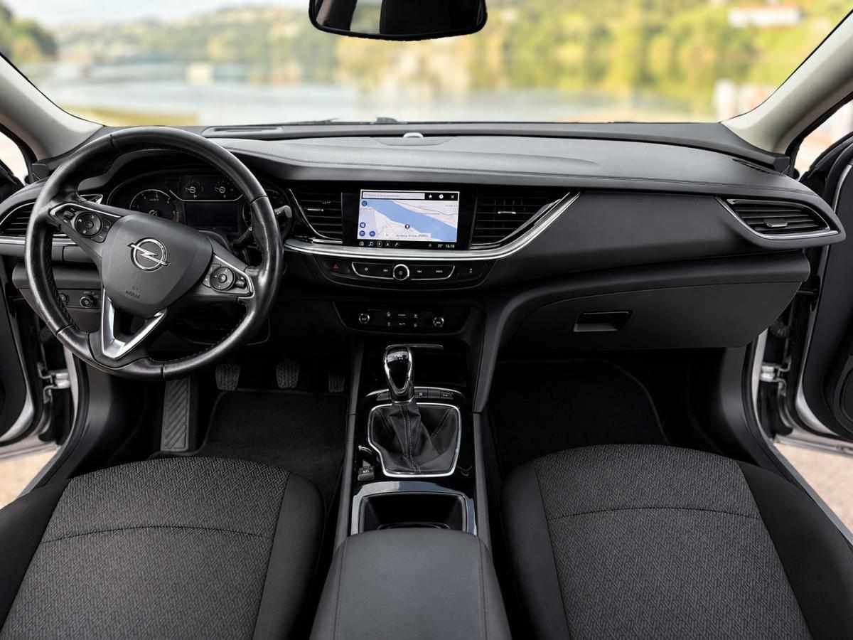 opel-insignia-1-6-cdti-2018-diesel-1598cc