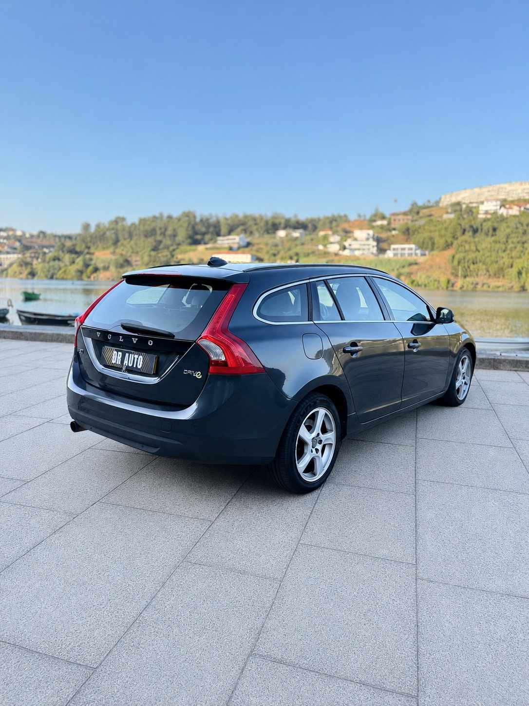 volvo-v60-1-6-d2-2012-diesel-1560cc