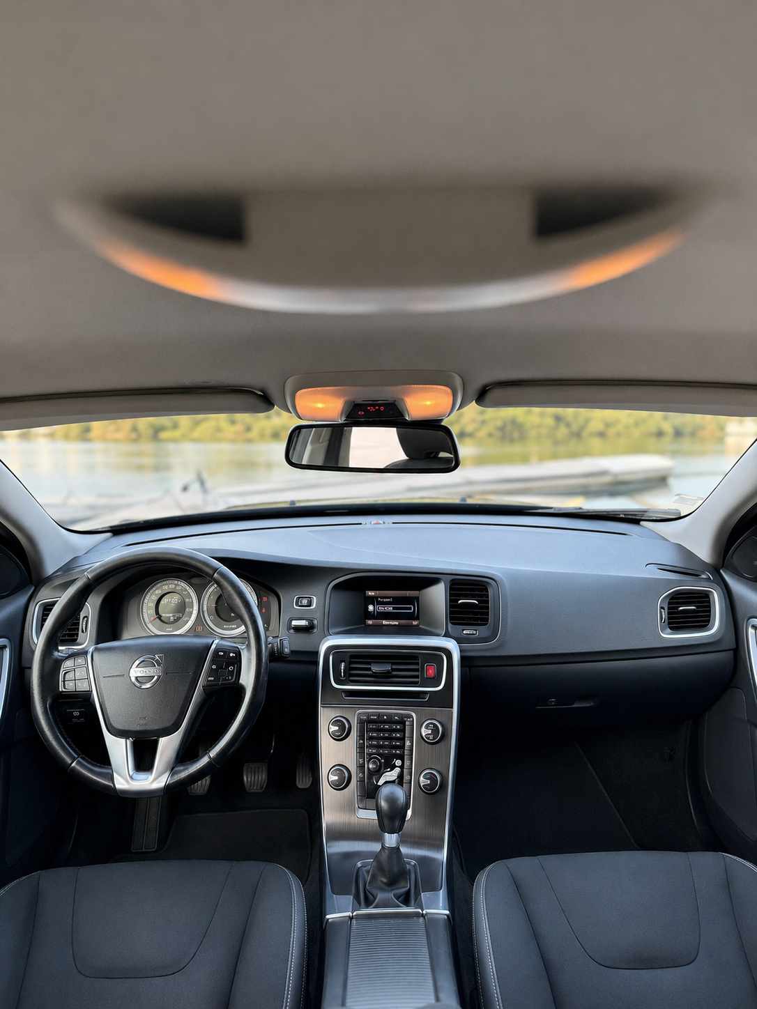 volvo-v60-1-6-d2-2012-diesel-1560cc