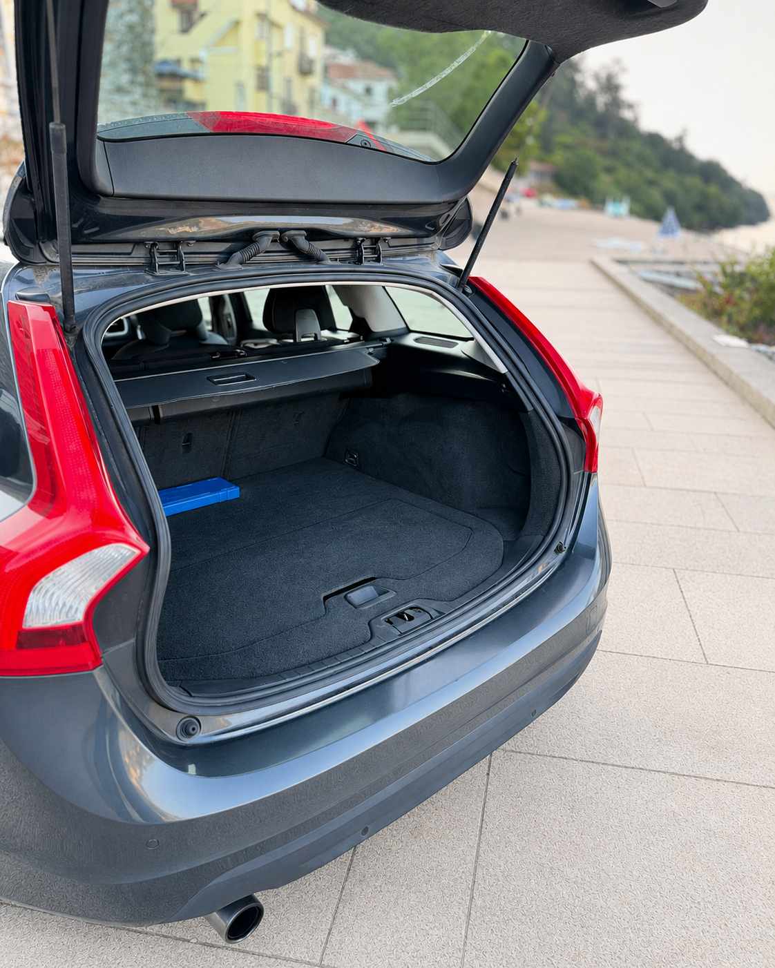volvo-v60-1-6-d2-2012-diesel-1560cc